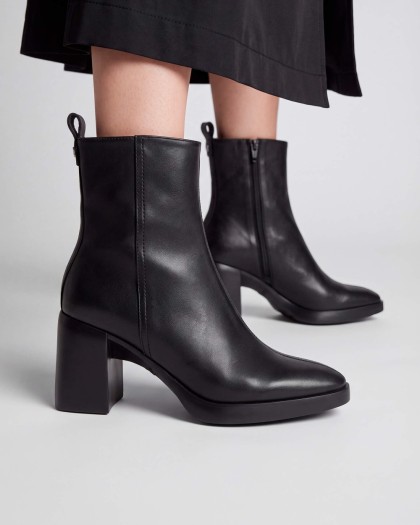 Wonders.com | Botines VERA 01 Negros L-1601 ISY