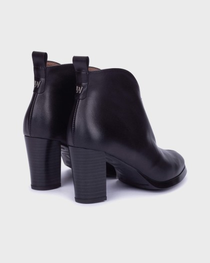 Wonders.com | Black VFELX 12 Ankle Boots L-1112 ISY